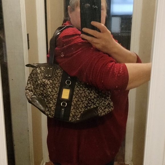Tommy Hilfiger Brown and Black Patterned Purse - Picture 5 of 5
